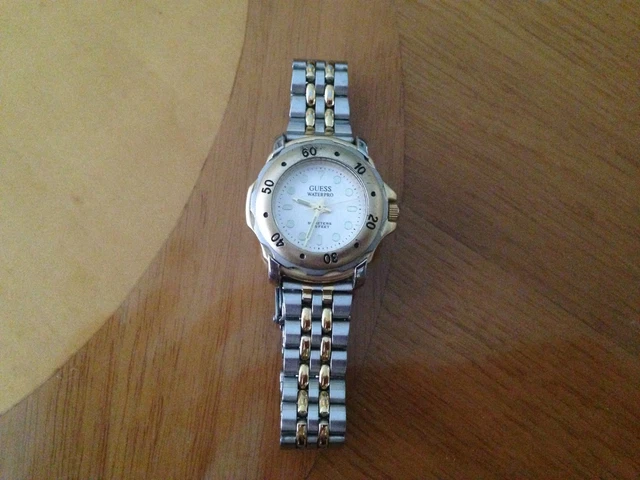 Reloj guess waterpro 50 meters hotsell 165 feet stainless steel back