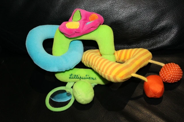 Doudou peluche activité forme LILLIPUTIENS bleu vert jaune miroir aimants pouet