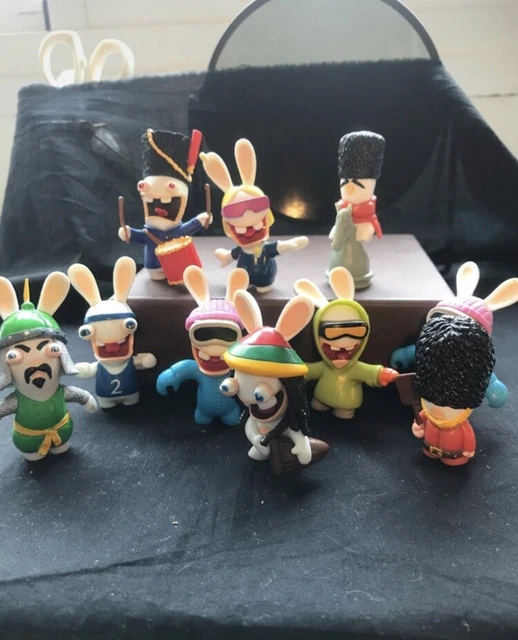 FIGURINE LAPINS CRÉTINS font du sport skieur EUR 4,00 - FR