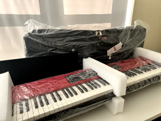 NORD Stage 3 88-key Piano with Bundle - *MINT CONDITION!*