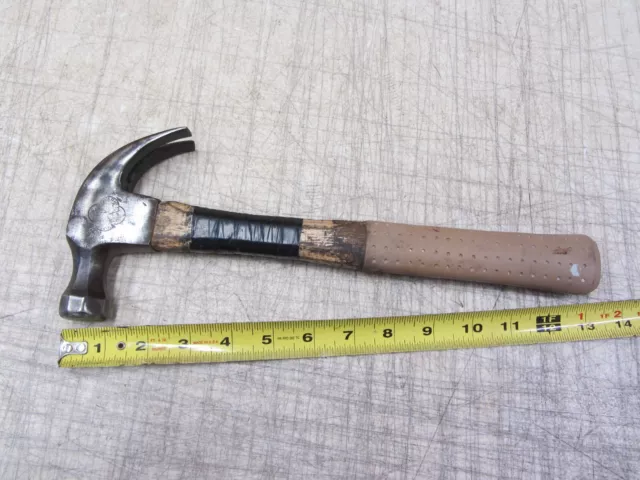 VTG BLUEGRASS BELKNAP 1447-16  16 Oz WOOD HANDLE CLAW HAMMER LOUISVILLE KENTUCKY
