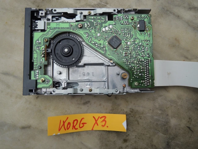 KORG X3 X séries lecteur disquette en panne sans courroie  pièce condition