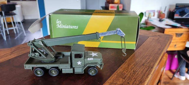 Véhicule militaire Rocket Launch Lorry Lone Star Army Series - épq dinky solido