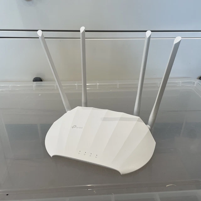 TPLINK TLWA1201 AC1200 Wireless Access Point Dual Band £10.00