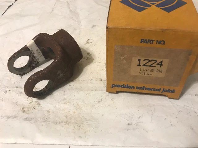 Precision 1224 Implement Yoke 1-1/4” Bore 5/16” Key Way