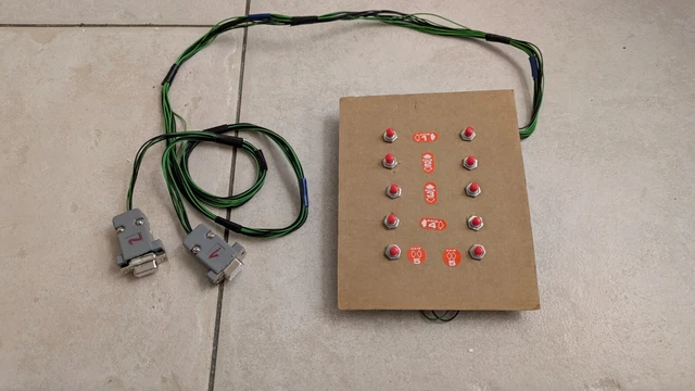 Interface pour bras de robot SPECTRAVIDEO QUICKSHOT SVI-2000