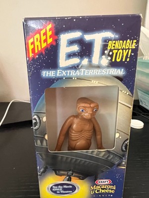 action figure et