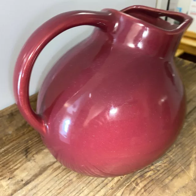 Maroon Tilt Ball Jug Pitcher Made in USA Mid-Century Ice Lip EXCELLENT PLUS ! 2