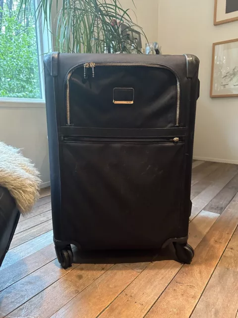 Tumi Alpha 2 Short Trip Medium Expandable Suitcase - Rare Black/ Gold /Cream Int