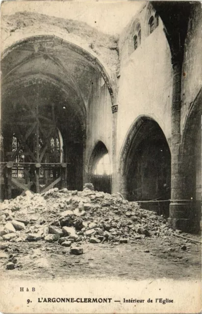 CPA L'Argonne Clermont-Intérieur de l'Eglise (231819)