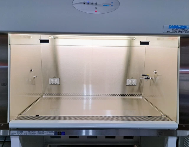 Nuaire NU-540-400 Class II Type A2 4 Ft. Biosafety Cabinet w/Stand