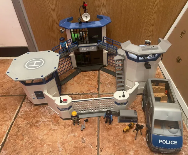 Le Fourgon De Police - Playmobil Policier 5674