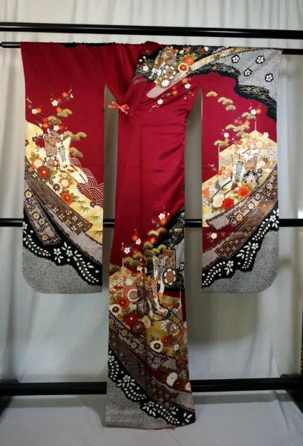 Japanese kimono SILK"FURISODE" long sleeves,Gold/Silver, Sign, Coach,5' 4"..3414