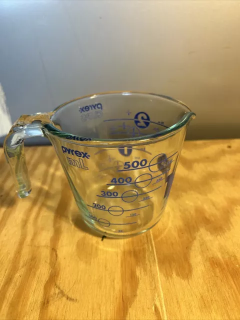 Pyrex 2 Cup Anniversary Measuring Cup - BLUE 
