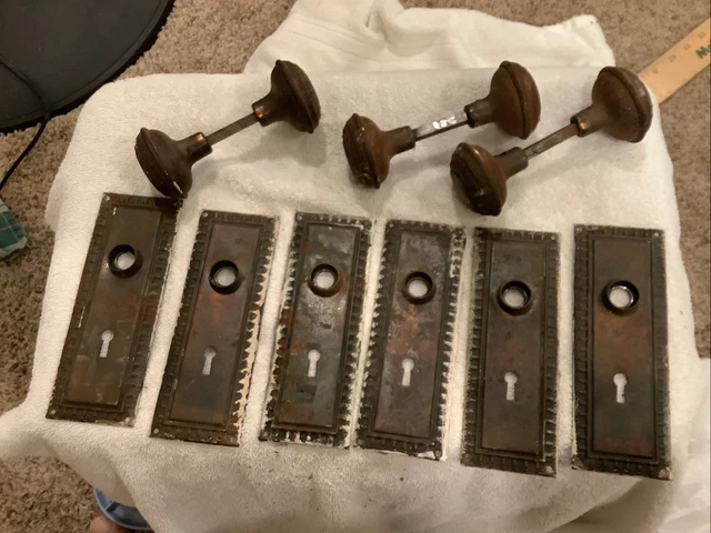 3 Vintage Steel Victorian Door Knob Set w Backplates Ornate Rusty