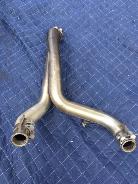 11-17 TRIUMPH SPEED TRIPLE 1050 EXHAUST 2 into 1 Mid Pipe Stock OEM Midpipe