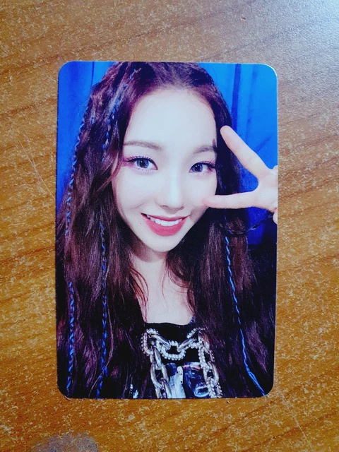 KARINA OFFICIAL PHOTOCARD aespa Album SAVAGE Kpop Authentic $9.99