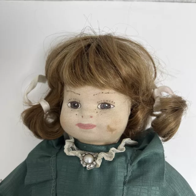 Puppe aus Stoff, Gesicht bemalt, sehr alt H37cm. 2