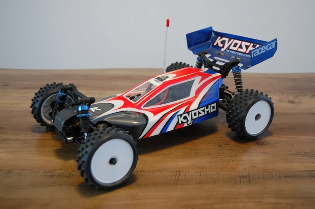 Laser X Ma Première Kyosho Un Lazer ZX ! - RC-Vintage Moza Racing