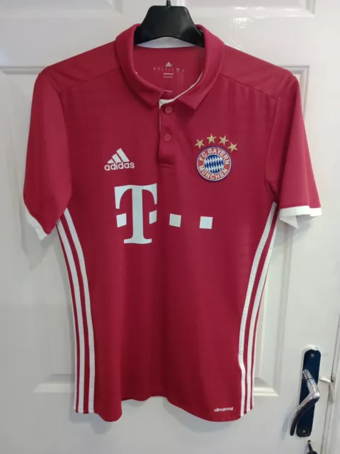 Bayern München Shirt Gr. S Adidas 2016 Bayern München Heimtrikot