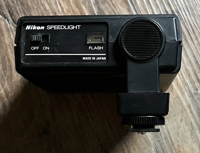 RARE Nikon Speedlight SB-10 Shoe Mount Flash for Nikon Camera ~ FREE SHIPPING