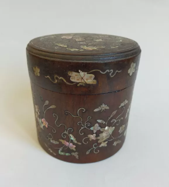 Boite (abimee!) en bois et nacre Chine / Indochine / Vietnam, 19eme / vers 1900