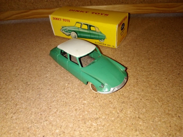 DINKY TOYS CITROËN DS 19 MECCANO MADE IN FRANCE 1/43 Nº 530