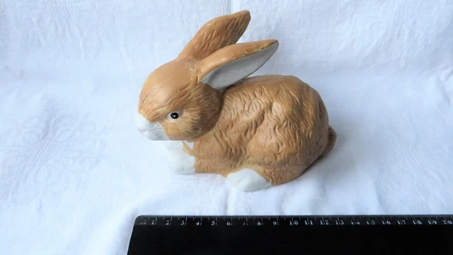 Fitz And Floyd Keramik Hase Dekofigur - Sitzender Wiesenhase Mit Blumen & Vogel, 25,4 Cm, Für Frühling & Ostern