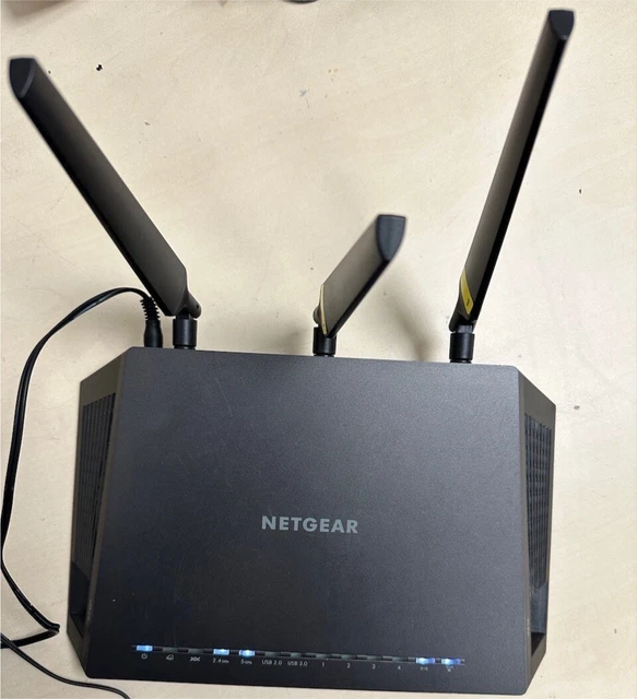 Netgear AC1900 D7000V2 Nighthawk router + psu