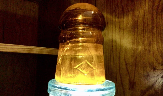 Diamond Cd-102 Glass Insulator Dark Orange Amber With Incredible Milky Swirls
