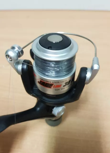 Vigor Jade  30 RD Fishing Reel with Line- Black &Silver