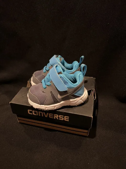 Toddler Nike Fusion Shoes size 3C Sneakers Gray And Turquoise