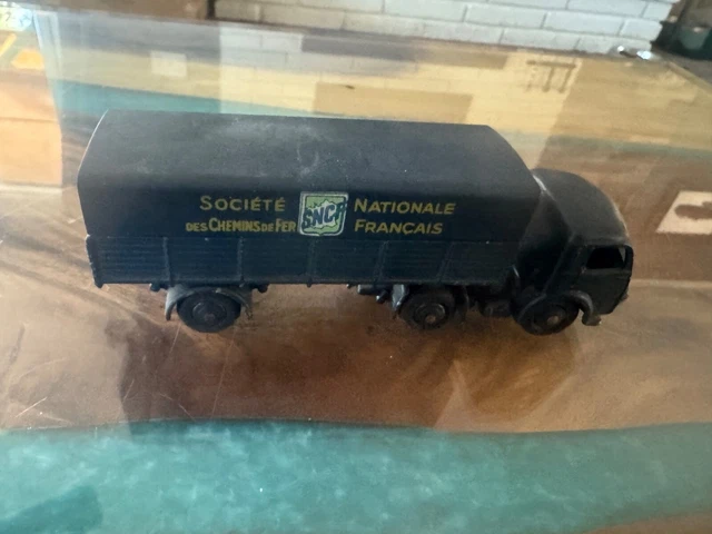 DINKY TOYS - France (3) - PANHARD MOVIC SNCF Réf 32 AB