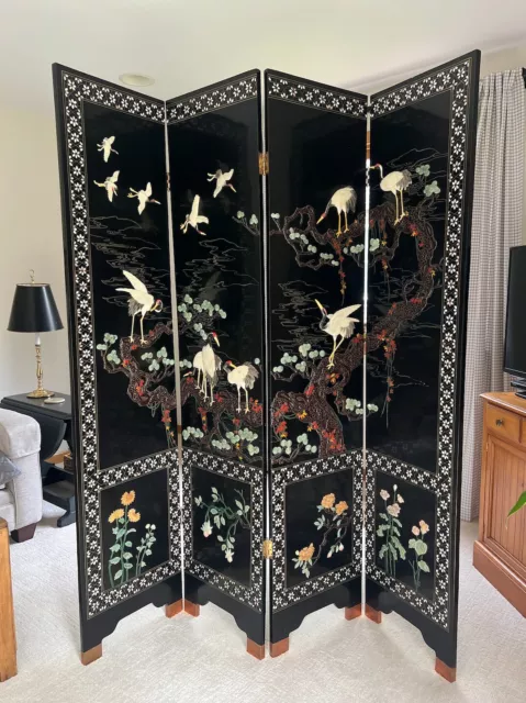 Original Chinese lacquer screen with mother of pearl inlay/Asian Antique