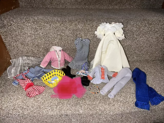 Vintage Sindy Barbie Clothes  Excellent Condition