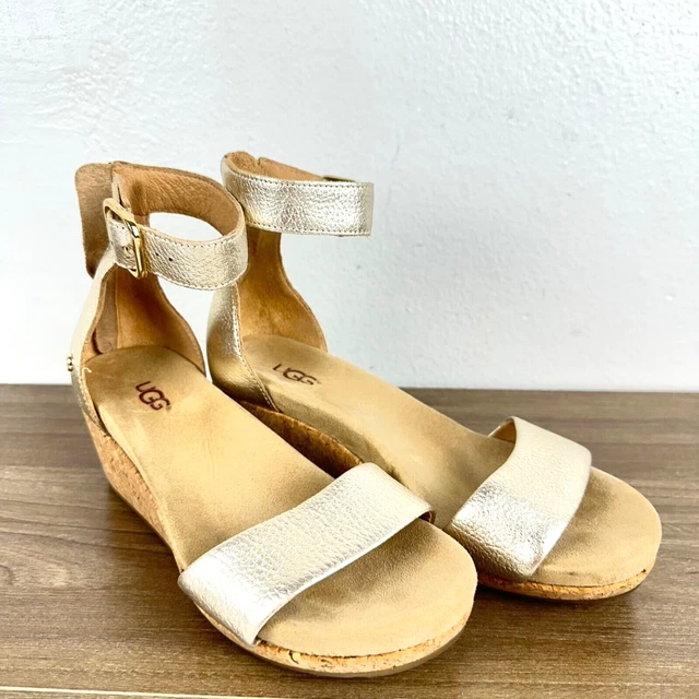 Ugg zoe store metallic