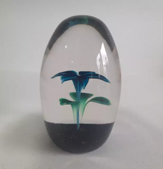 Vintage STRATHEARN Blue Flower Scottish Art Glass Dump Paperweight S77 cane