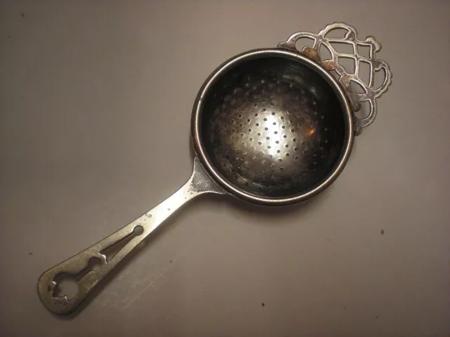 Vintage Regis Decorative Ornate Silver Plated Tea Strainer Made In England