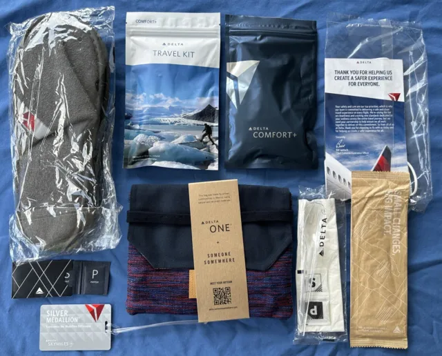 NEW Delta Amenity Kit Slippers Grown Alchemist Medallion Luggage Tag Silverware