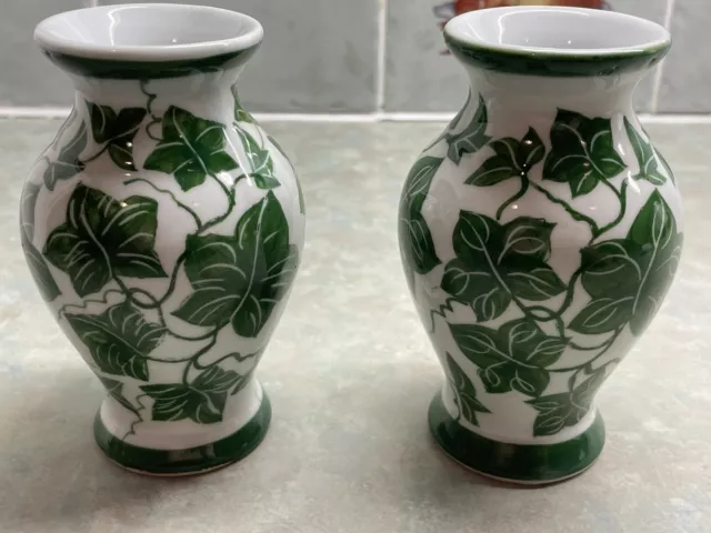 Vintage Pair  'Ivy Leaf' Patterned Small  Vases Lovely Condition Ideal Gift
