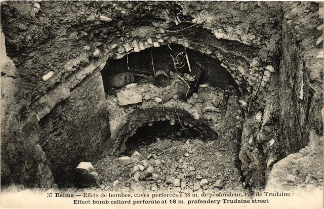 CPA AK Militaire - Reims - Effet de bombes - Rue de Trudaine (697822)