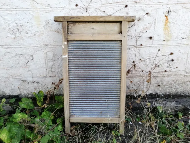 Vintage Primitive Washboard Old Metal Wood Hand Washing Board Laundry Room Decor