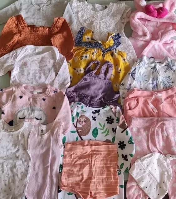 BULK BABY GIRLS CLOTHING - Size 000 - 16 Items - Preloved - Disney, etc. - B053