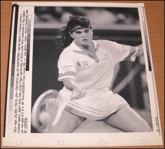 9/25/1992 AP WIRE Photo Gabriela Sabatini Tennis Nichirei Tokyo Japan