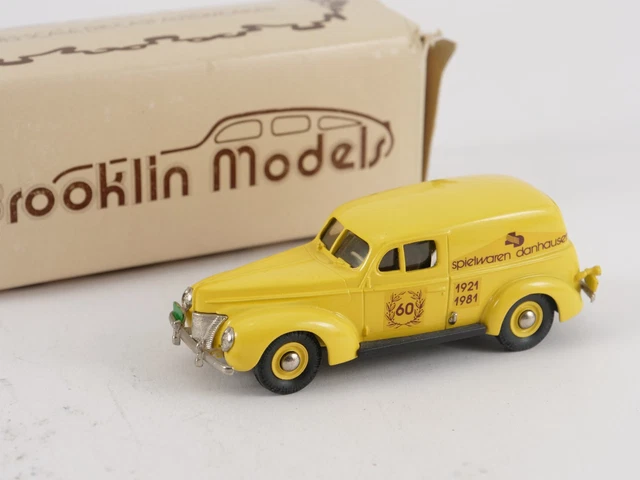 Miniature Brooklin 1/43 - 1940 Ford Sedan Delivery 'Weeties' Rouge, Limitée 1/750