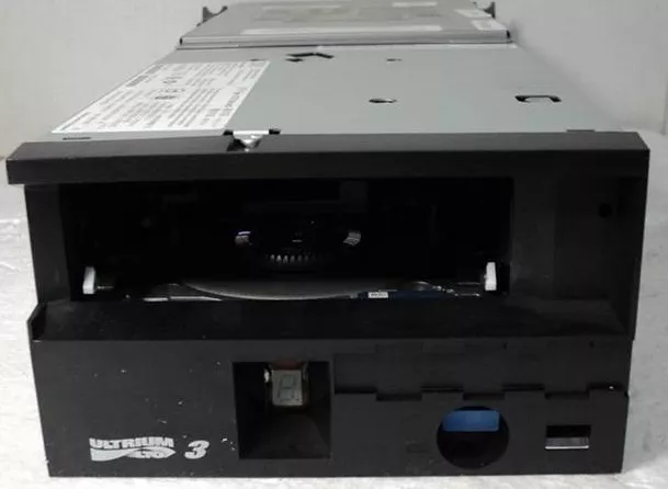 IBM 24R2126 ULTRIUM LTO-3 Fibre Channel FC Tape Drive And Tray 23R5146