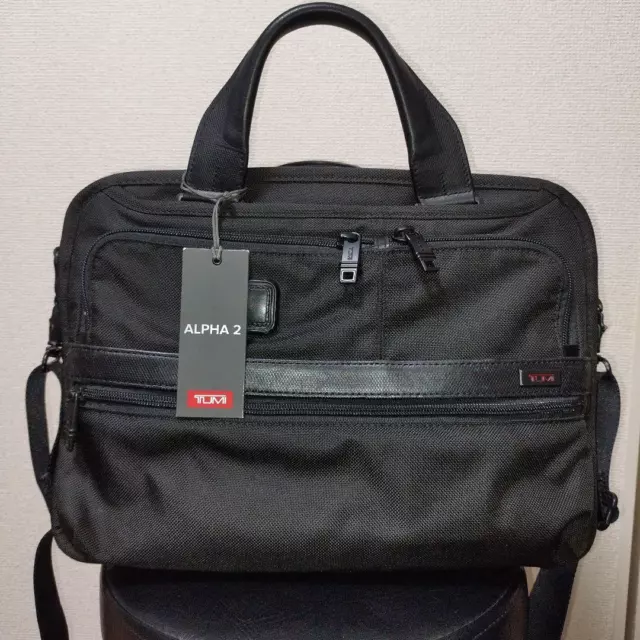 TUMI ALPHA 2 26120D2 Small Screen Expandable Laptop Brief Business Bag Near Mint