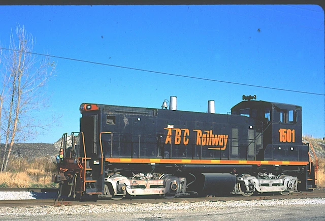 ABC Ry 1501 SW-1500, Akron, OH, 11/11; Kodachrome Original