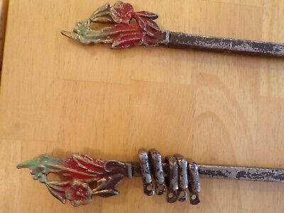 2 Metal Antique Vintage Drapery Swing Arm Curtain Rods Ornate Expands 2