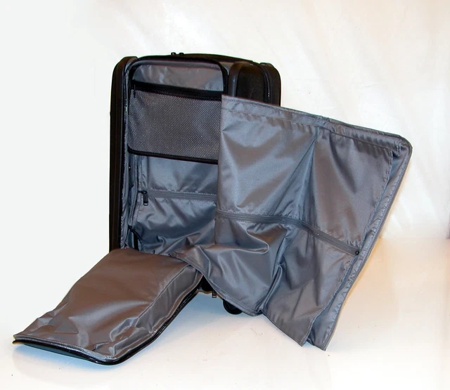 TUMI Alpha 3 22" Expandable Carry On 4 Wheel Dual Lock Spinner 139689 / 02203560 8